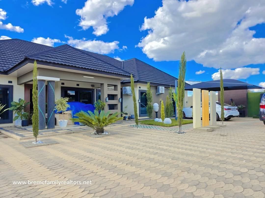 3 bedroomed standalone house for sale in 11 miles