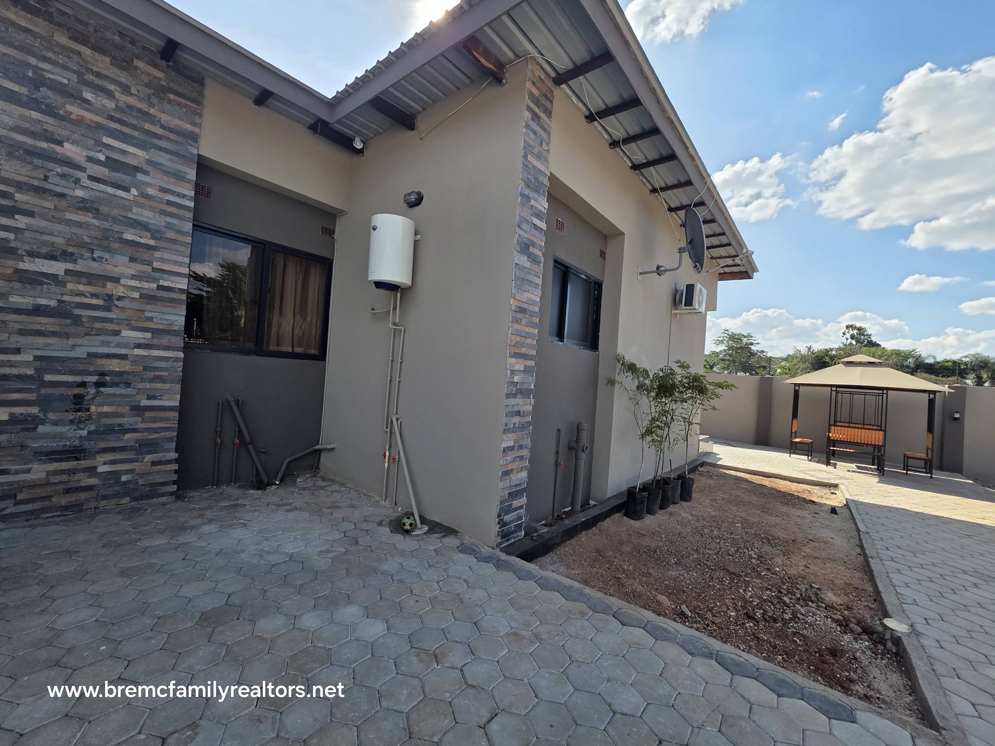 4 Bedroomed standalone house in Meanwood Ibexhill for sale at K3.9 Million Bremc family, realtors
