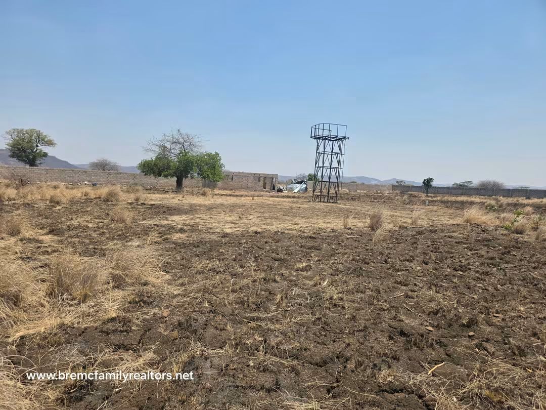 5 acres land for sale in Kafue turnpark area photo 2